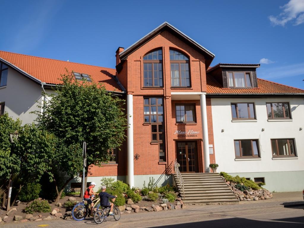 Mans Nams - Self Check In Hotel Saldus Exterior photo